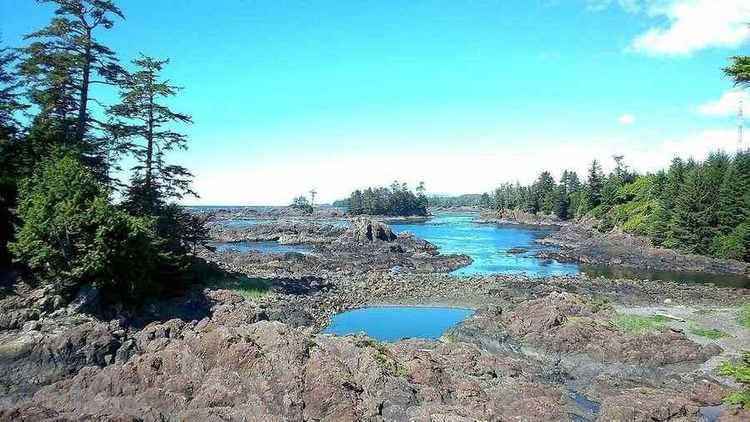 Ucluelet community setting